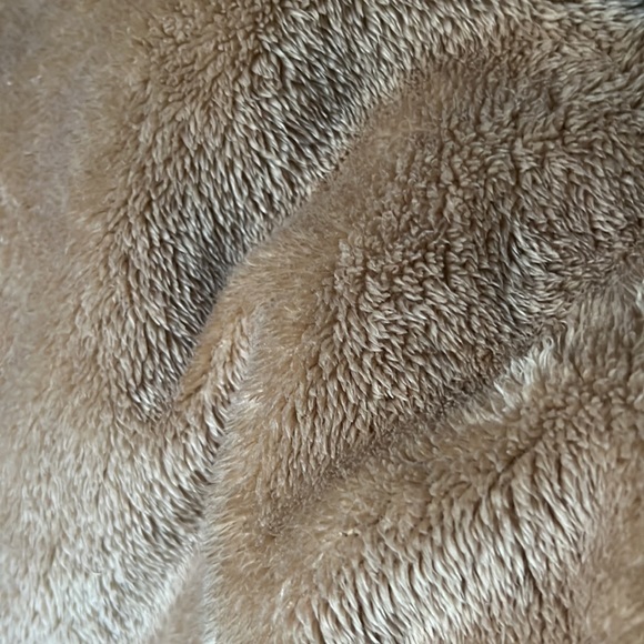 J. crew camel tan Sherpa half zip pullover fleece with neon green zipper - Picture 9 of 11